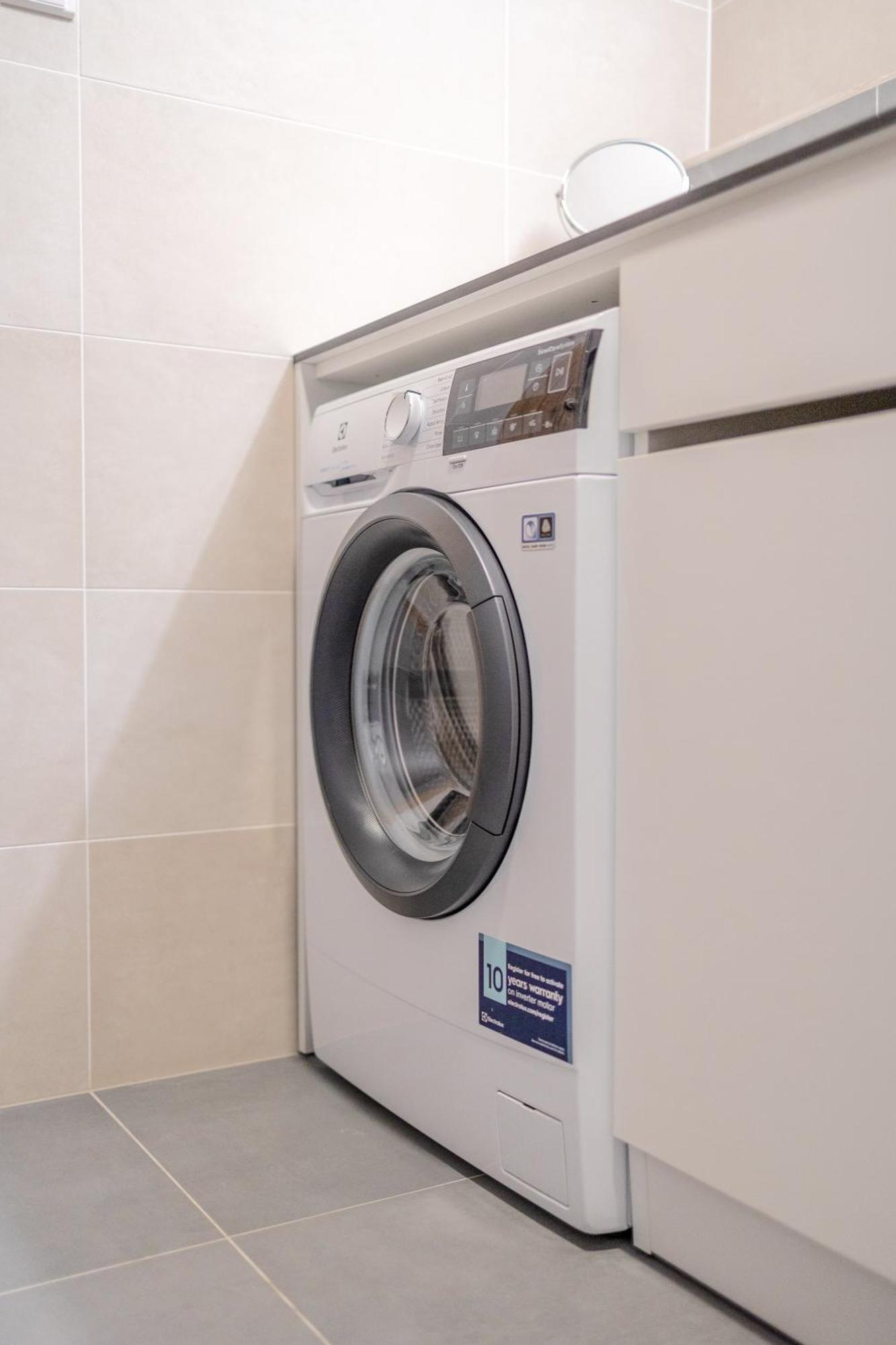 Bright 2Br - 4Th Floor, Balcony, Free Parking By Gravity Prague公寓 外观 照片
