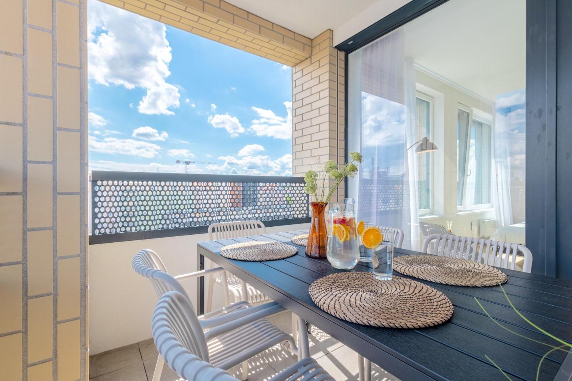 Bright 2Br - 4Th Floor, Balcony, Free Parking By Gravity Prague公寓 外观 照片